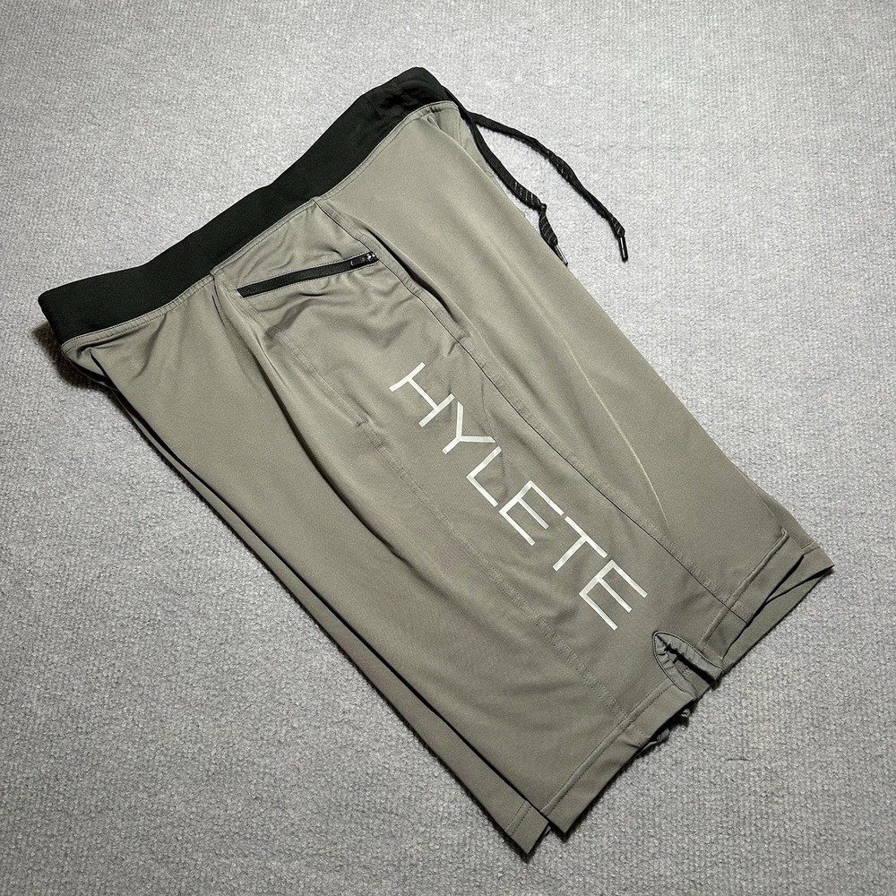 Hylete Shorts Mens Medium Gray Stretch Gym Shorts‎ Zip Pockets 11" Inseam